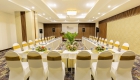 Balcona-Riverside Meeting Room-with projector-med
